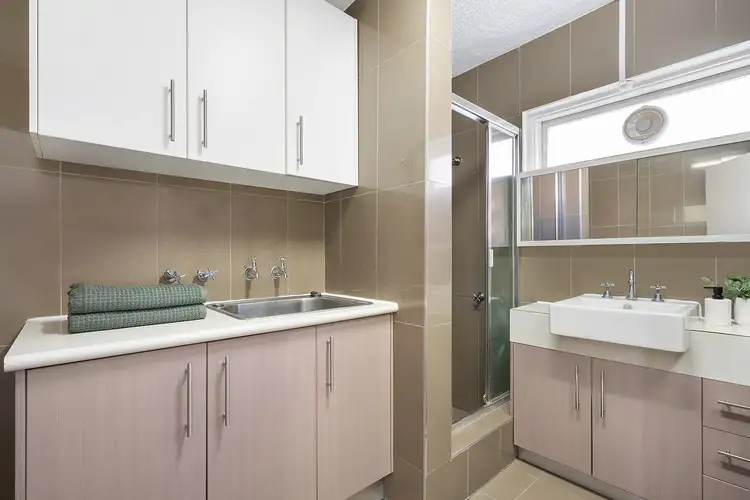 Fourth view of Homely apartment listing, 13/106-108 Cross Street, West Footscray VIC 3012