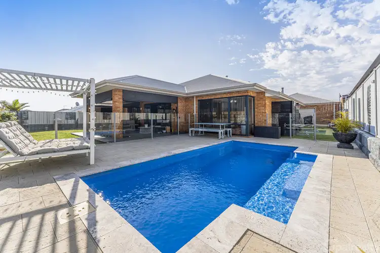 26 Salton Street, Secret Harbour WA 6173