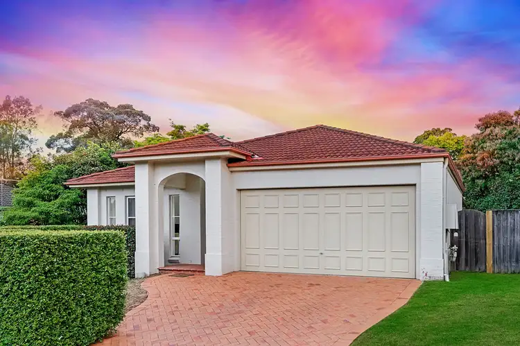 19 Livingstone Way, Thornleigh NSW 2120