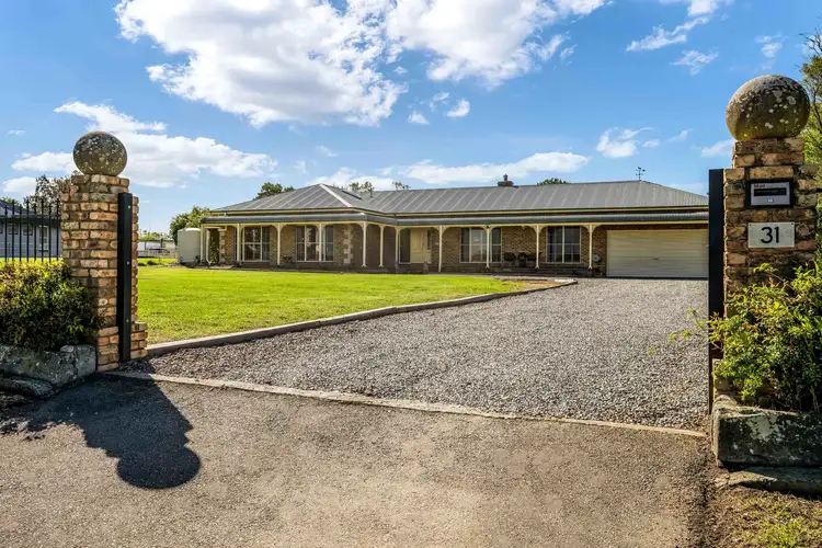 31 Nilands Lane, Woodberry NSW 2322
