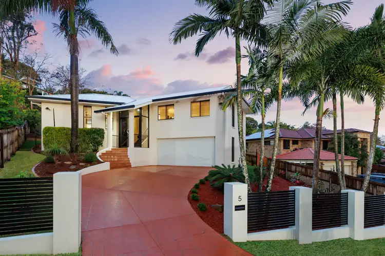 5 Regency Place, Kenmore Hills QLD 4069