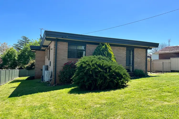 1 Kinsela Close