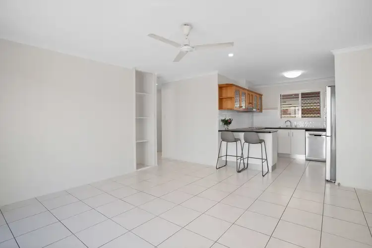 Sixth view of Homely unit listing, 2/2 Wentford Street, Mackay QLD 4740