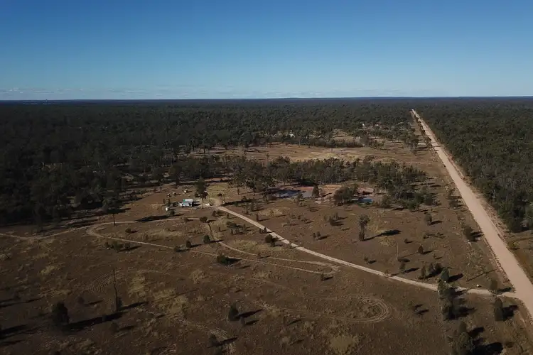 #252 EMU Parade, Tara QLD 4421