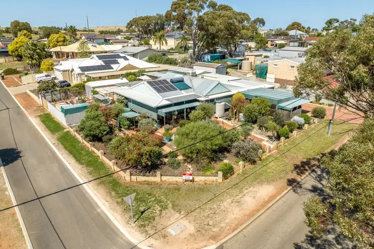 4 Cook Street, Northam WA 6401