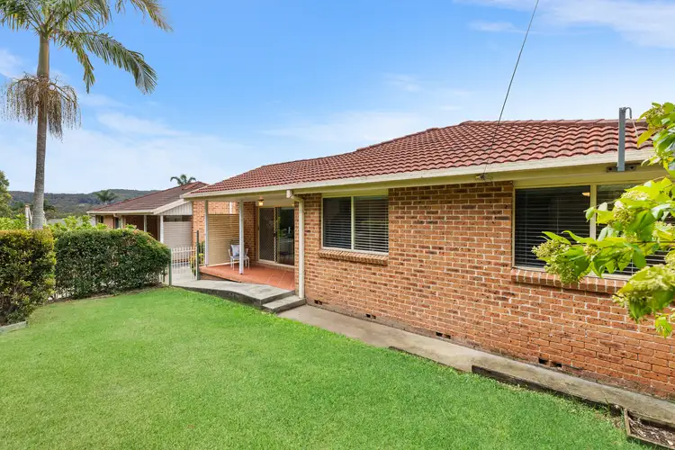 1/13 Maas Parade, Forresters Beach NSW 2260
