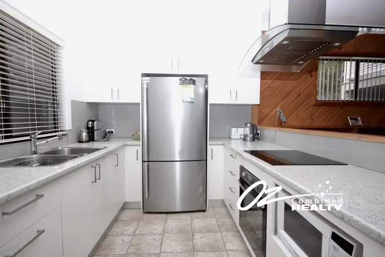 Fifth view of Homely house listing, 32 Island Point Road, St Georges Basin NSW 2540