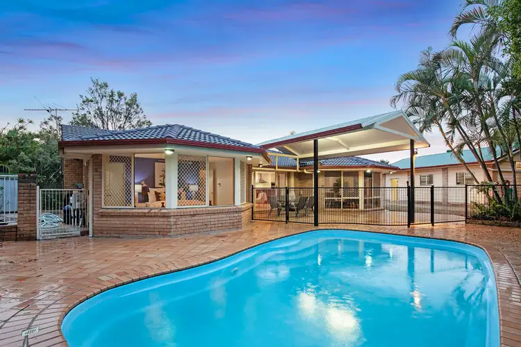 21 Walton Place, Brighton QLD 4017
