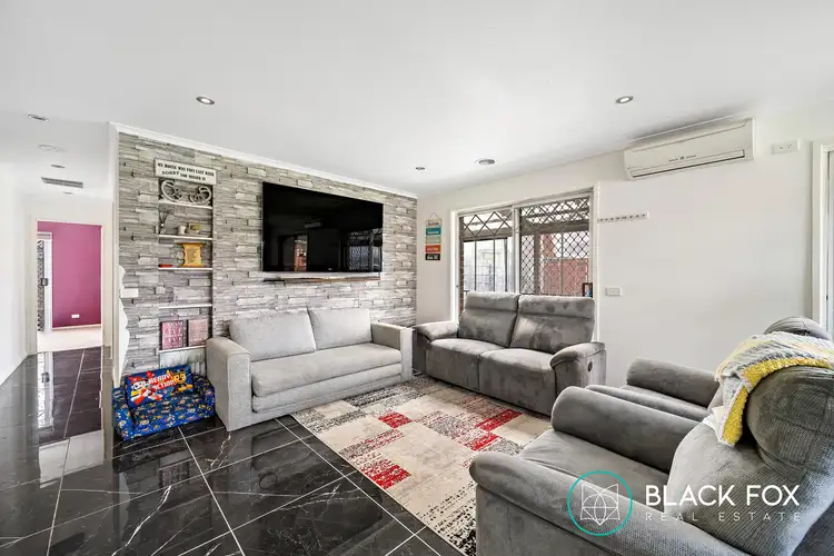 Fourth view of Homely house listing, 5 Kent Court, Cranbourne North VIC 3977