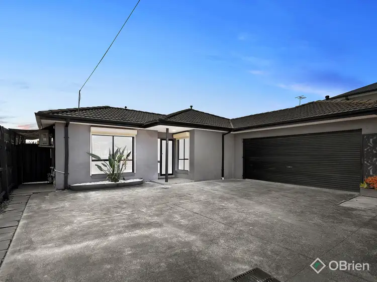2/24 Henry Street, St Albans VIC 3021