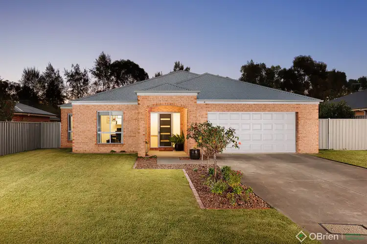 12 Oxford Drive, Thurgoona NSW 2640