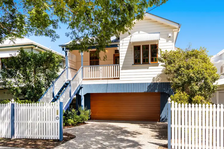 12 Park Road, Graceville QLD 4075