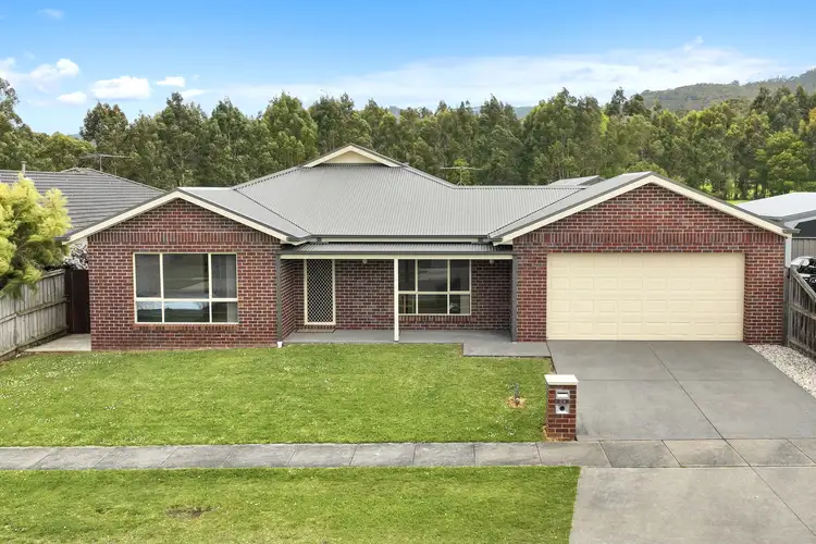 24 Villeneuve Drive, Trafalgar VIC 3824