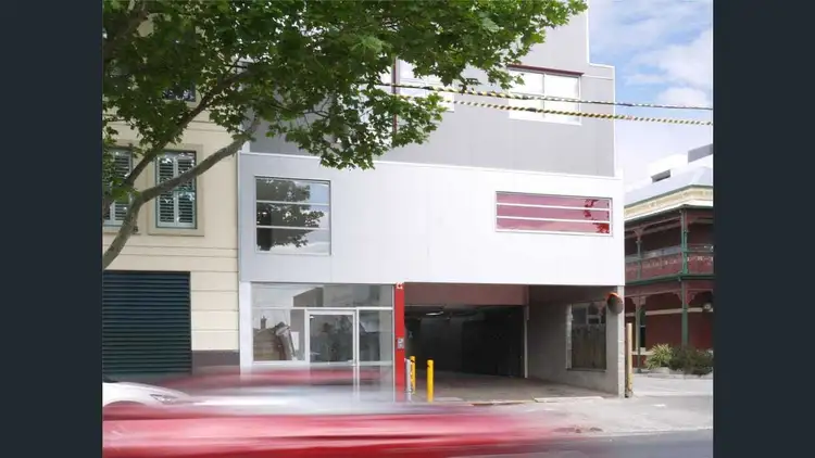 3/672 Nicholson Street