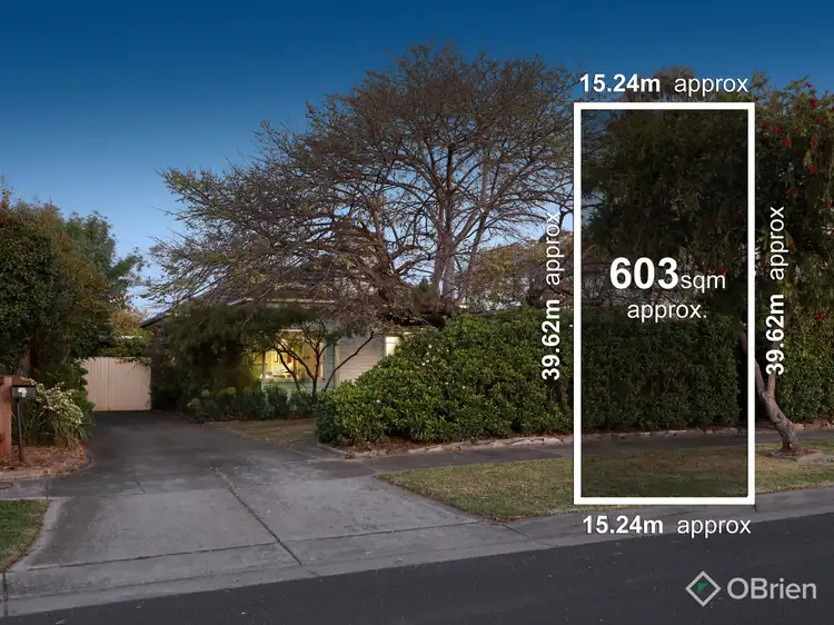 8 Dalgan Street, Oakleigh South VIC 3167