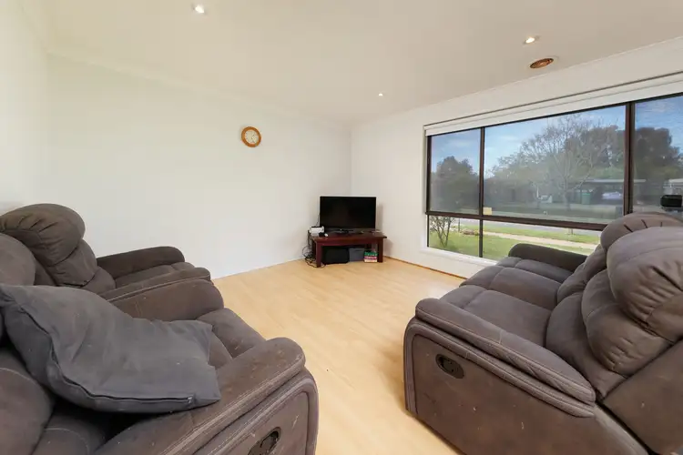 Second view of Homely house listing, 9 Fern Avenue, Wodonga VIC 3690
