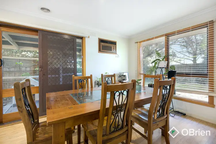 Fifth view of Homely house listing, 15 Faygate Court, Frankston VIC 3199