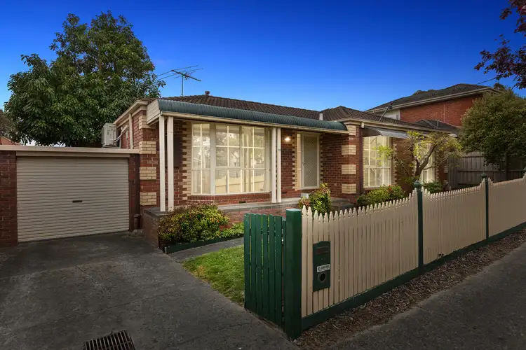11 Doon Avenue, Glen Waverley VIC 3150