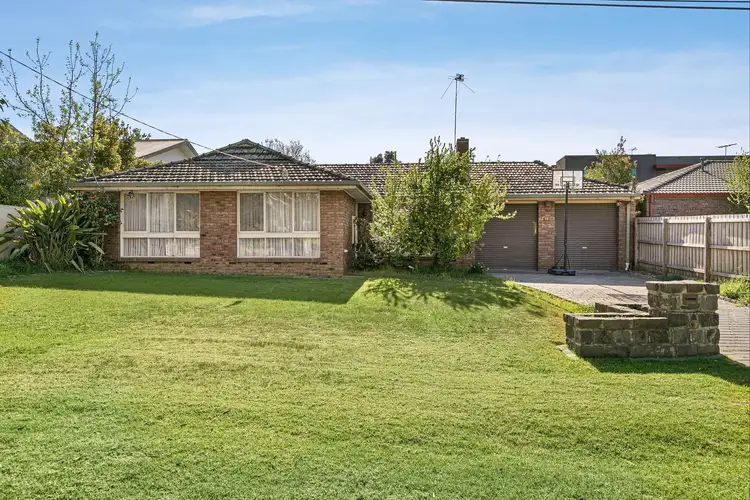 15 Arabin Street, Keilor VIC 3036
