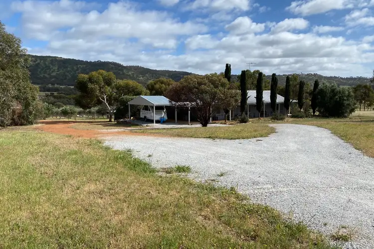 15 Foreman Road, York WA 6302