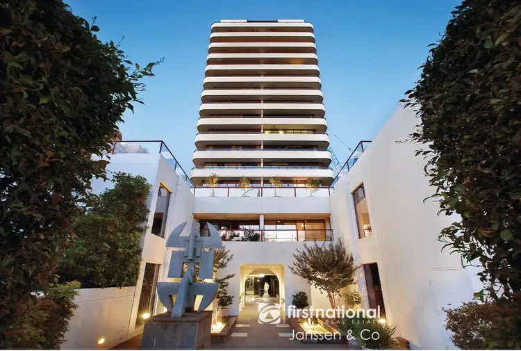 Fourth view of Homely apartment listing, 12A/29 Queens Road, Melbourne VIC 3004