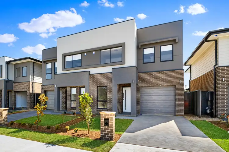 5 Colonel Way, Jordan Springs NSW 2747