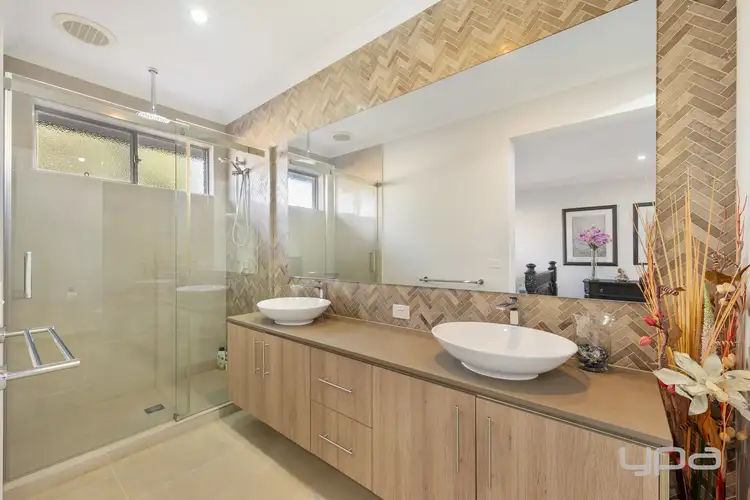 Fifth view of Homely house listing, 32 Woodlea Boulevard, Aintree VIC 3336
