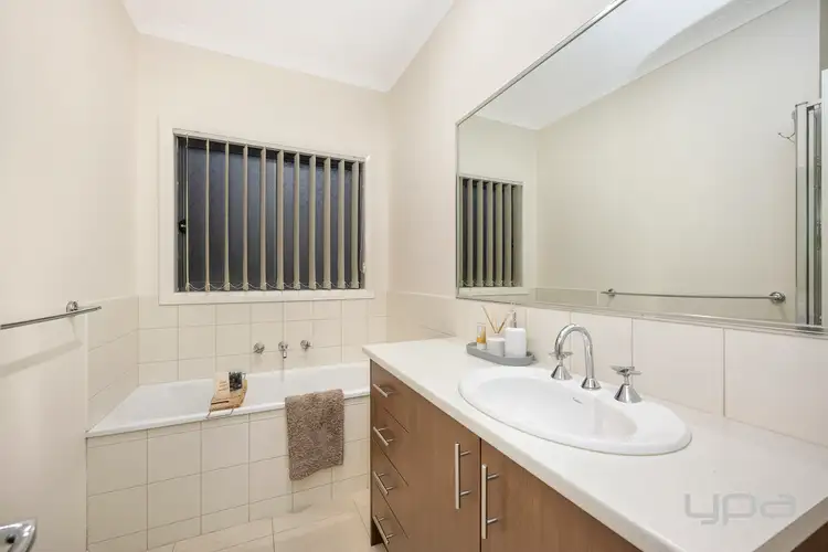 Fifth view of Homely house listing, 5 Aberfeldie Way, Caroline Springs VIC 3023