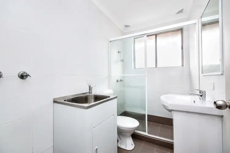 Fourth view of Homely apartment listing, 5/122 The Crescent, Homebush West NSW 2140