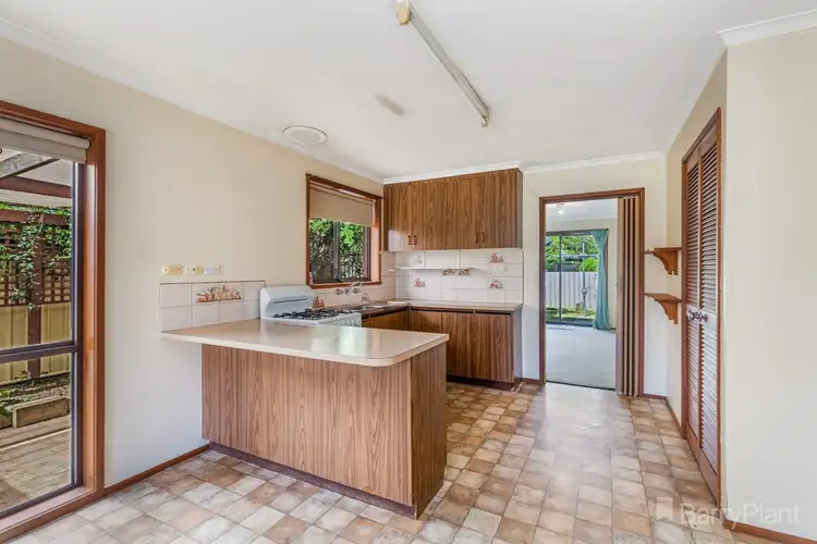 Second view of Homely house listing, 8 Yandong Street, White Hills VIC 3550