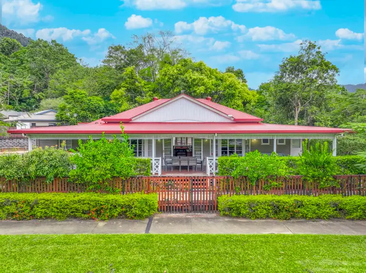3 Gamburra Drive, Redlynch QLD 4870