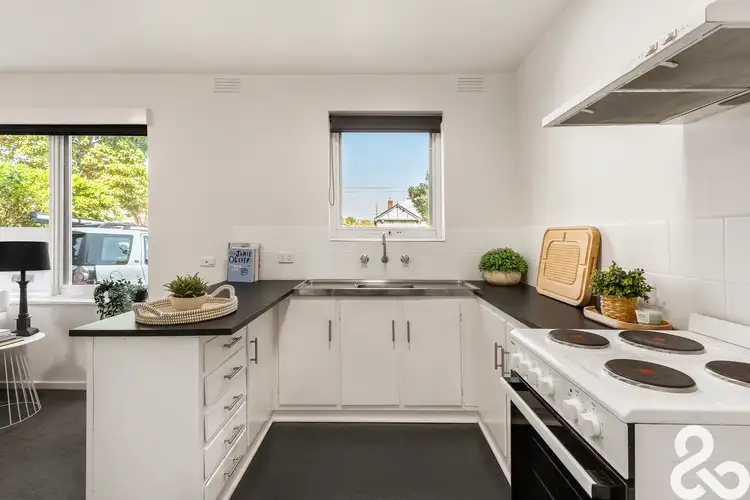 Second view of Homely apartment listing, 2/39 Rossmoyne Street, Thornbury VIC 3071