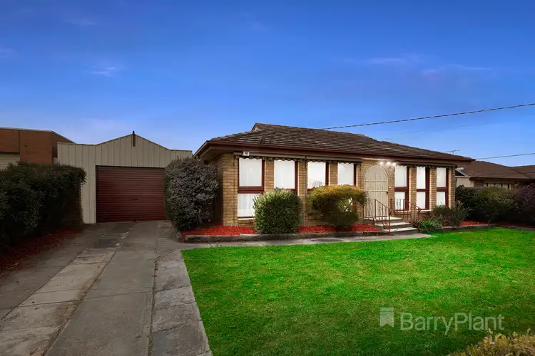 6 Charlbury Grove, St Albans VIC 3021
