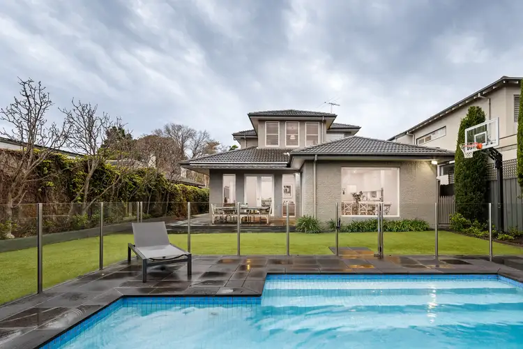 22 Downes Avenue, Brighton VIC 3186