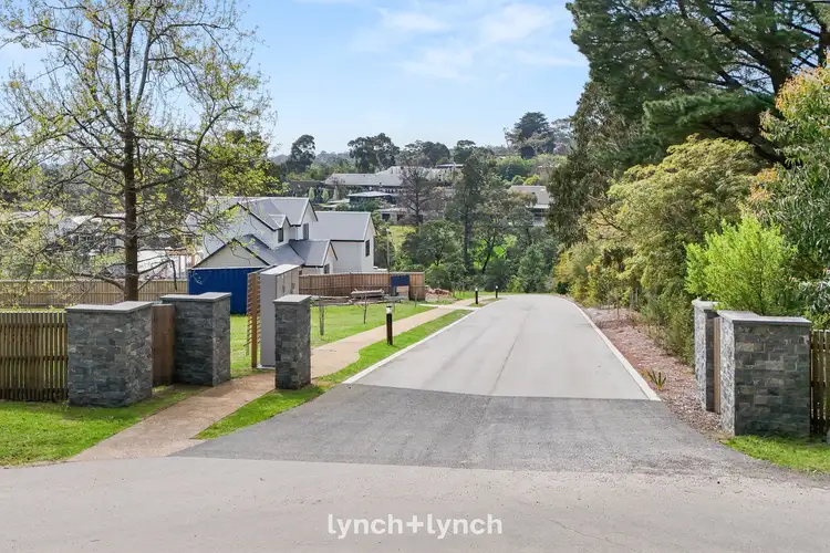 7 Nuville Court, Mount Eliza VIC 3930