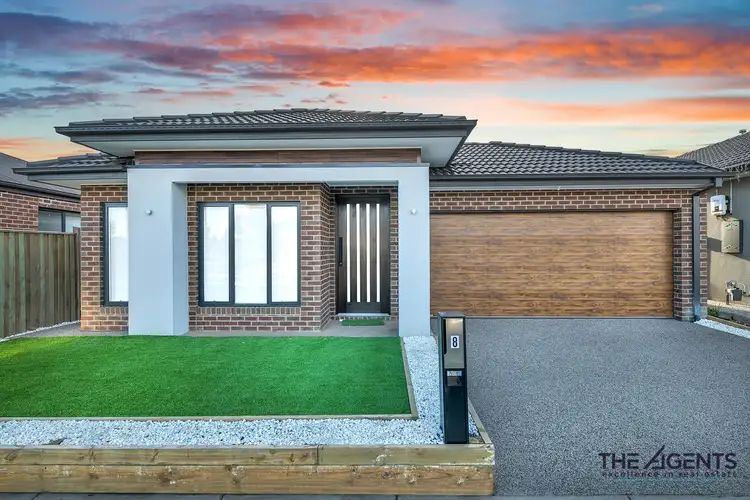 8 Cuckoo Way, Tarneit VIC 3029