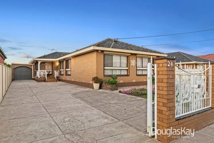 24 Mark Street, Sunshine West VIC 3020