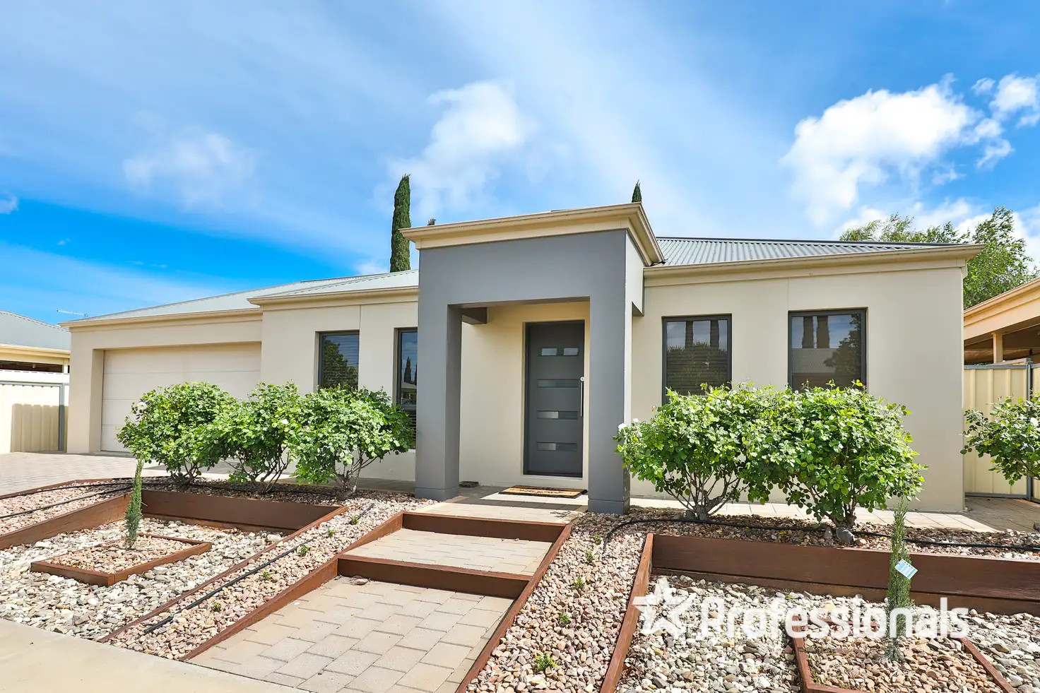 Main view of Homely house listing, 5 Park Way, Mildura VIC 3500