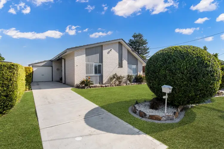 9 Barnard Crescent, Toukley NSW 2263
