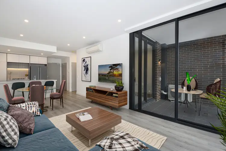 302/81C Lord Sheffield Circuit, Penrith NSW 2750