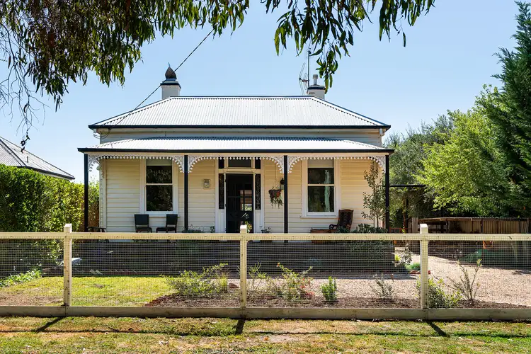 54 Elizabeth Street, Castlemaine VIC 3450