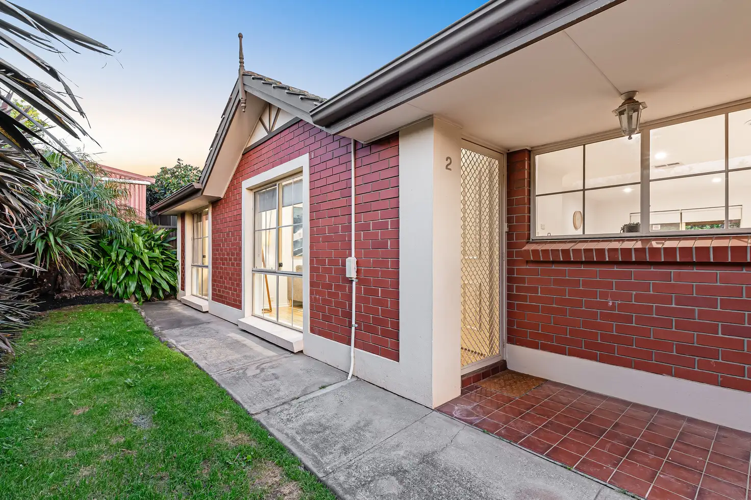 Main view of Homely unit listing, 2/18 Barnes Avenue, Magill SA 5072