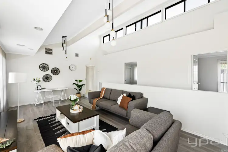 Fourth view of Homely house listing, 8 Elbe Close, Werribee VIC 3030