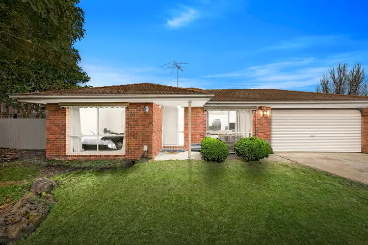5 Nunn Close, Mill Park VIC 3082