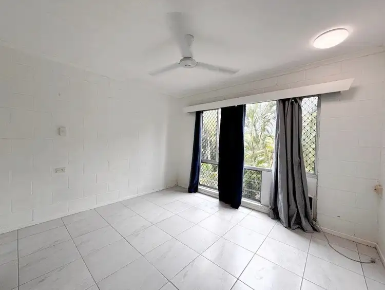 Fourth view of Homely unit listing, 4/9-11 Bouganvillea Street, Holloways Beach QLD 4878