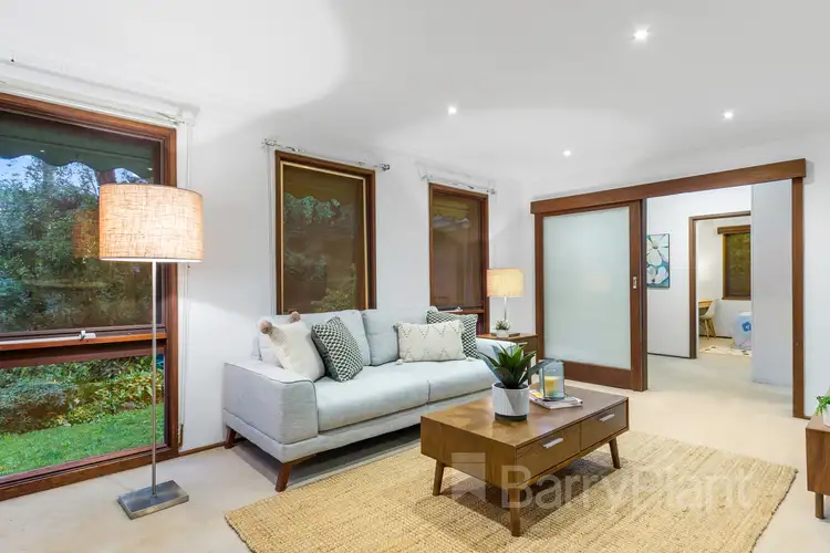 Second view of Homely house listing, 5 Barry Court, Scoresby VIC 3179