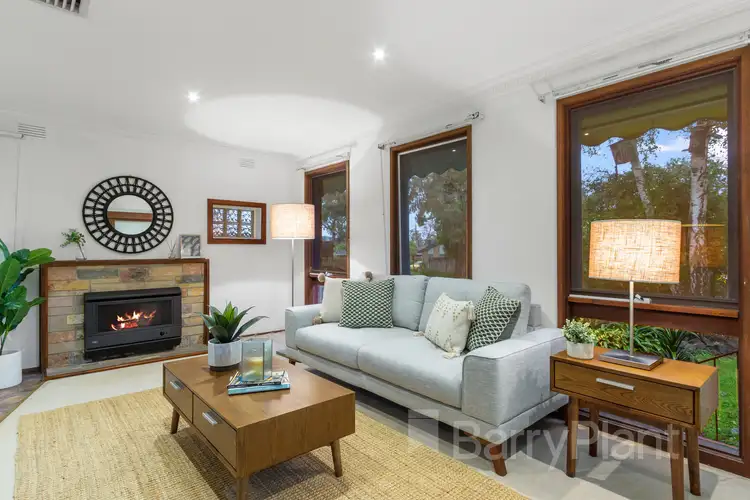 Third view of Homely house listing, 5 Barry Court, Scoresby VIC 3179