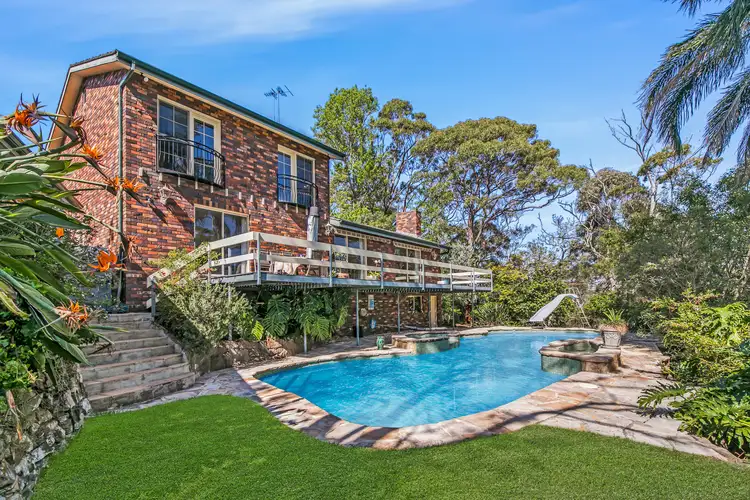 46 Curtin Avenue