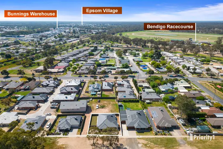17 Ross Street, White Hills VIC 3550