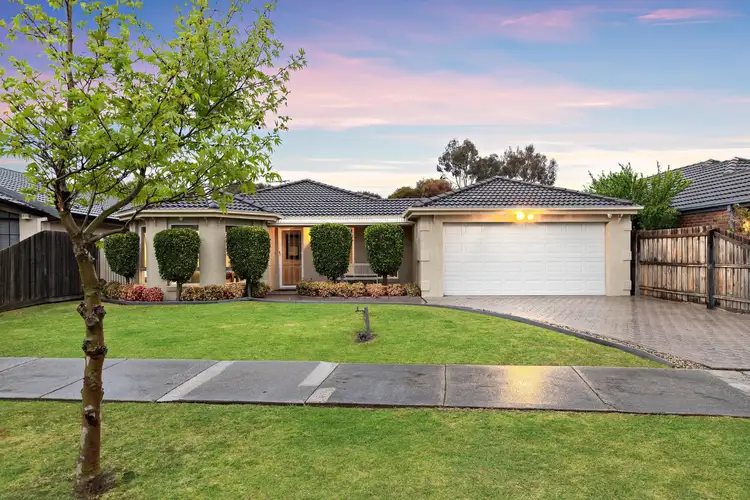 23 Pintail Crescent, Taylors Lakes VIC 3038